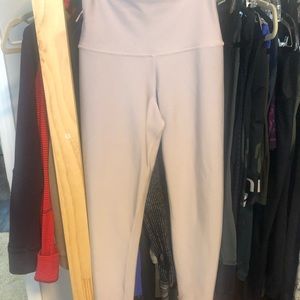 Alo yoga air lift Capri